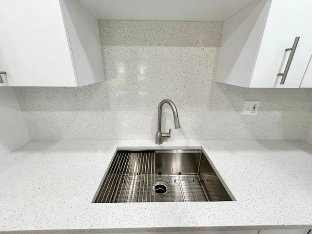 Unit C-1 photo 9
