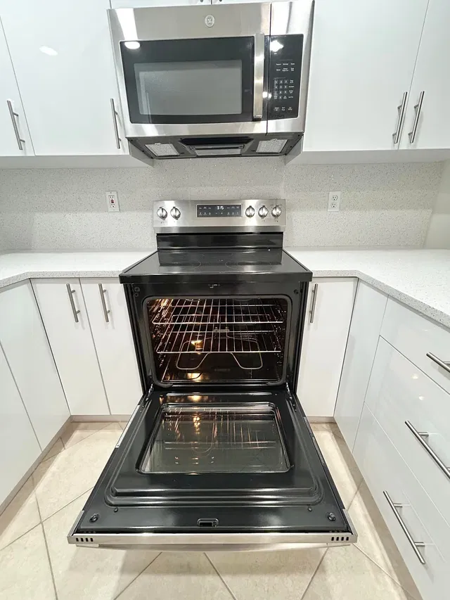 Unit C-1 photo 13