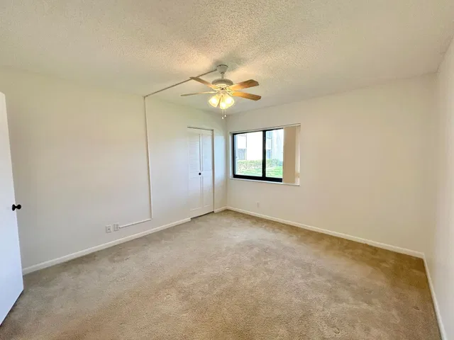 Unit C-1 photo 24