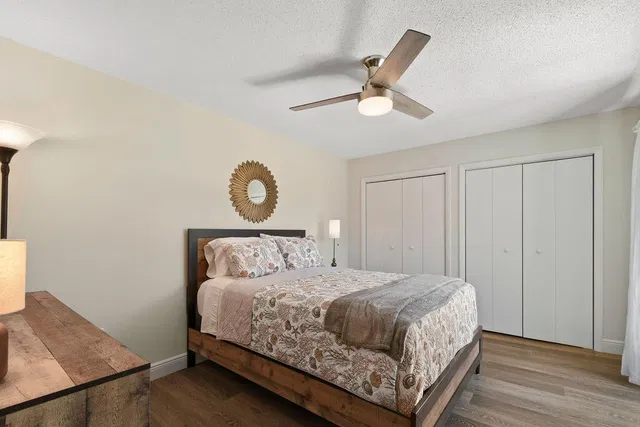 Unit 22a photo 33