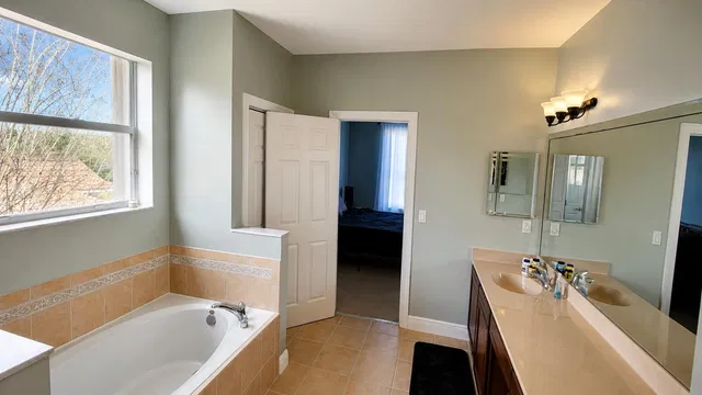 Residence photo 10