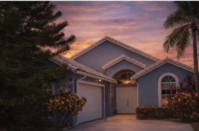 Residence photo 3