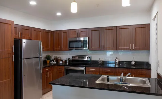 Residence photo 2