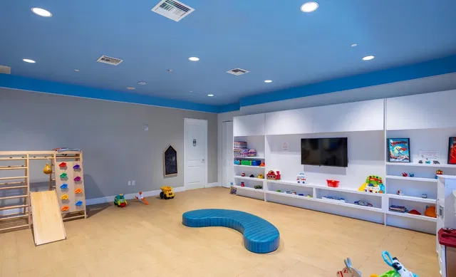 Residence photo 10