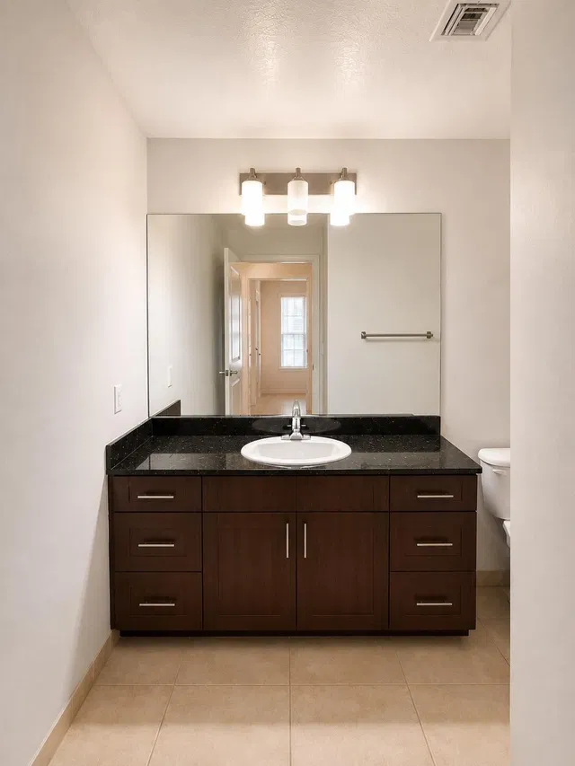 Residence photo 15