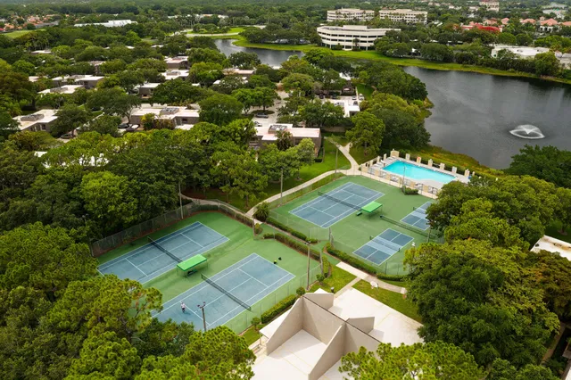 PGA National Palm Beach Gardens Residence photo 31