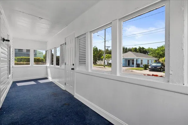 West Palm Beach Residence photo 17