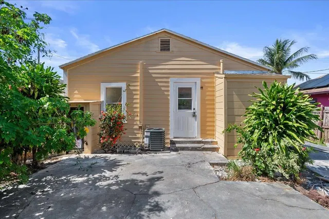 West Palm Beach Residence photo 21