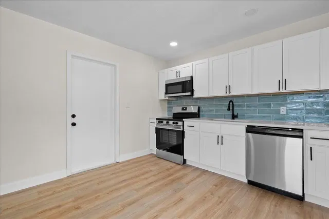 Residence photo 4