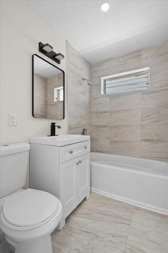 Residence photo 14