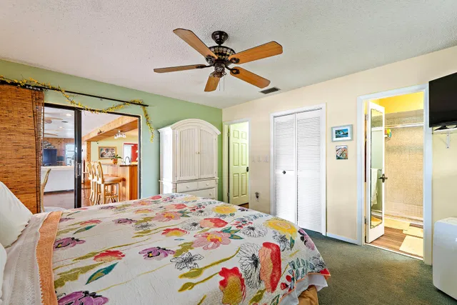 Residence photo 11