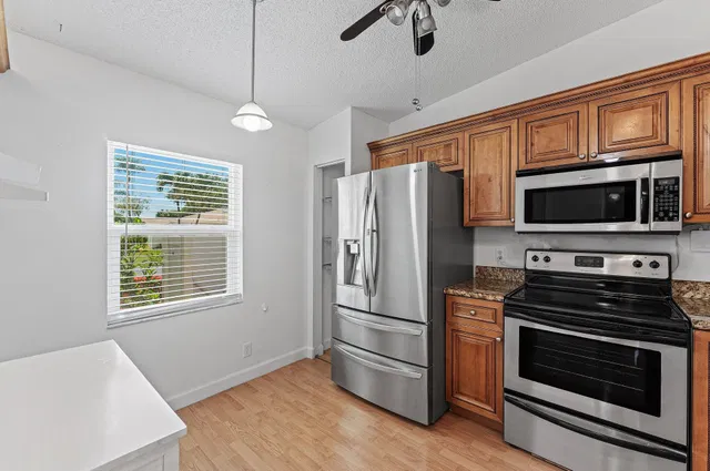 Residence photo 10