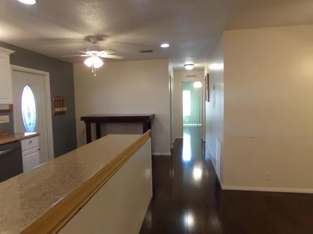 Residence photo 8