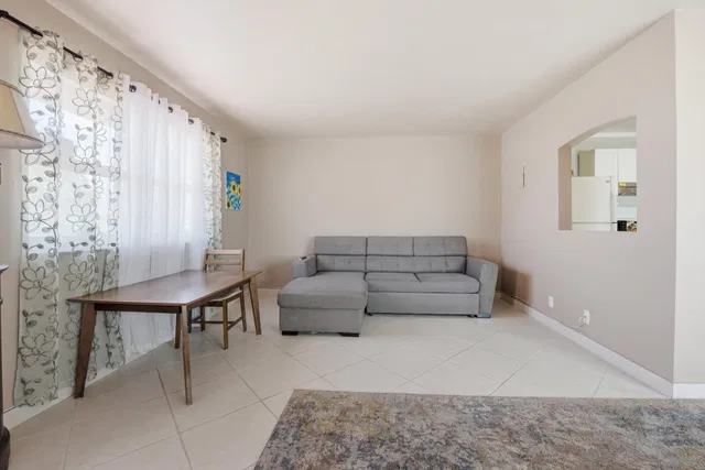 Residence photo 10