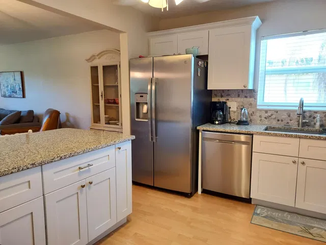 Jupiter Harbour Unit Unit 408 photo 5