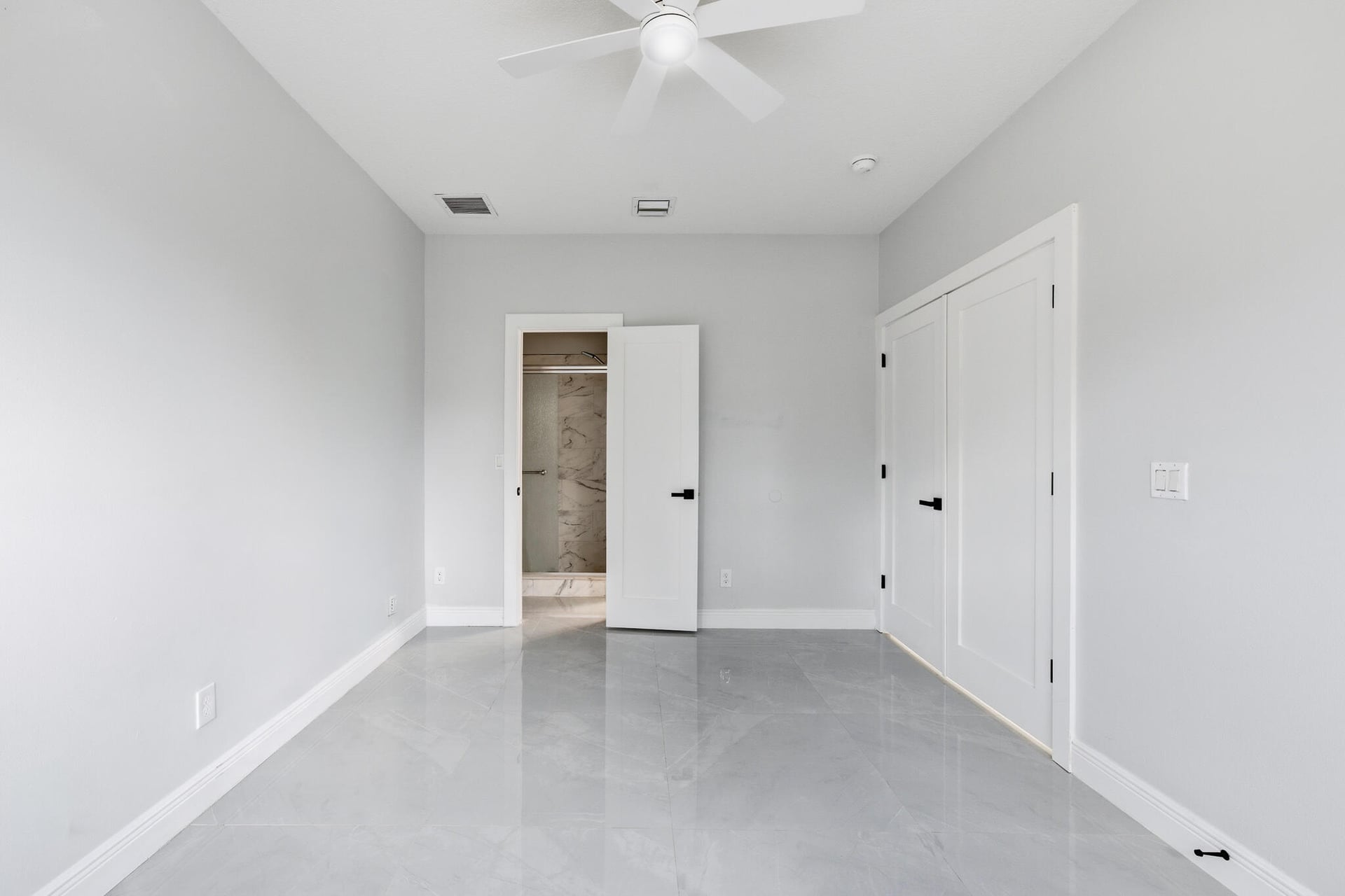 Residence photo 65