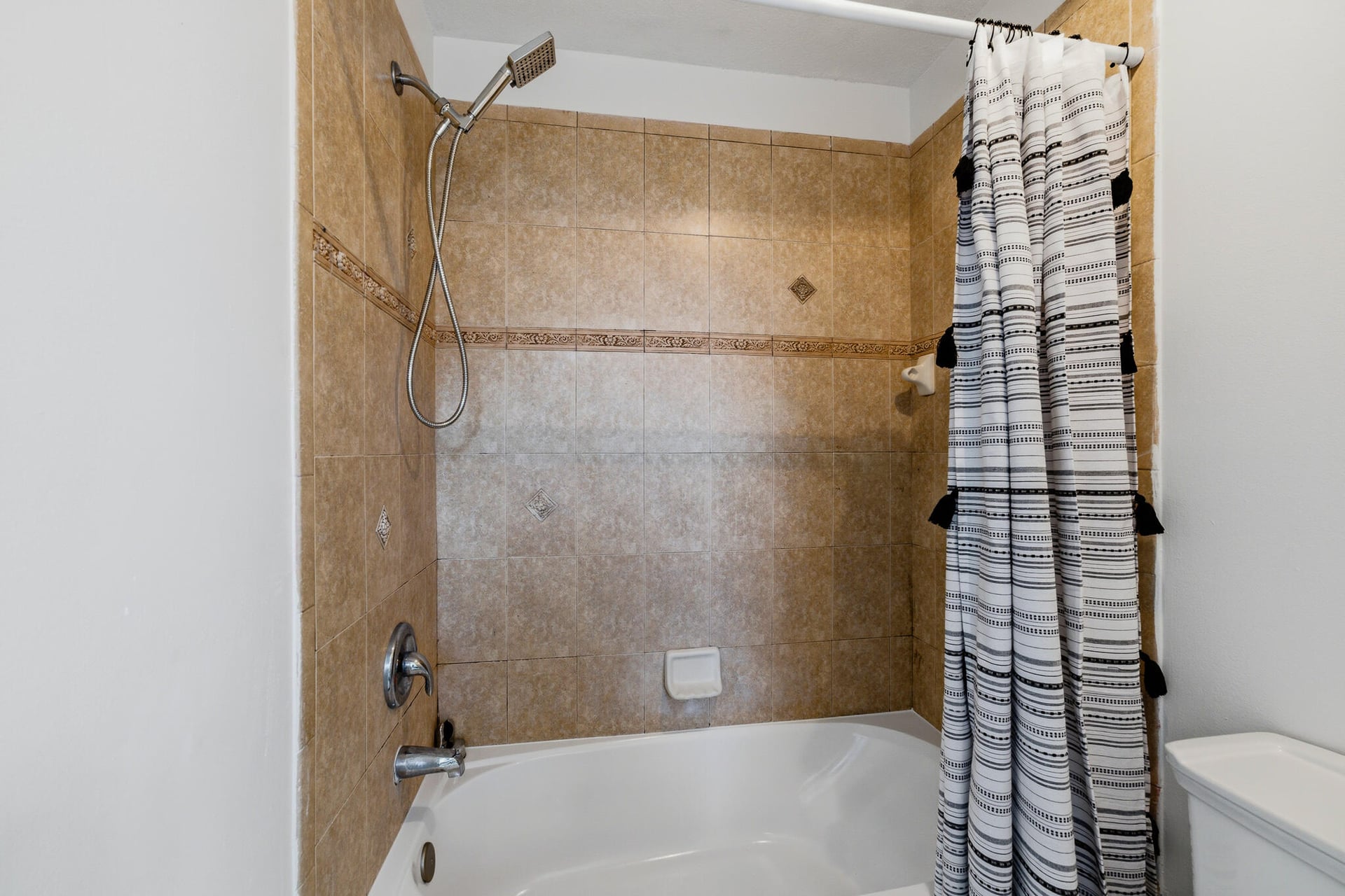 Residence photo 80