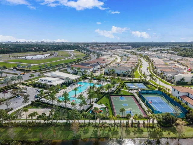 Alton Homes Palm Beach Gardens Residence photo 32