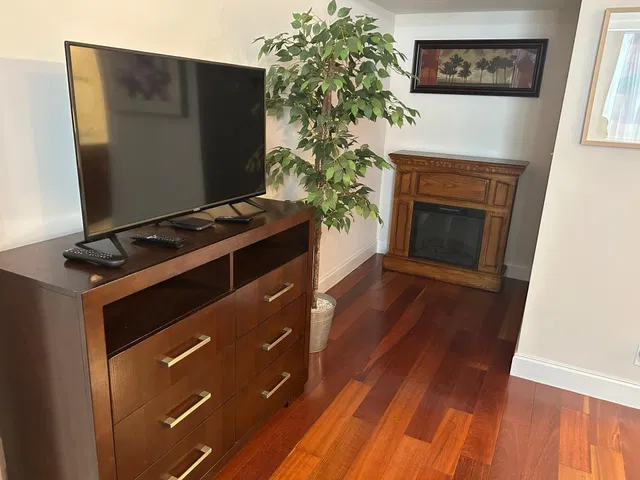 Unit 802 photo 28