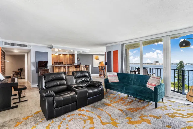 Harbour Point Singer Island Unit 905 photo 5