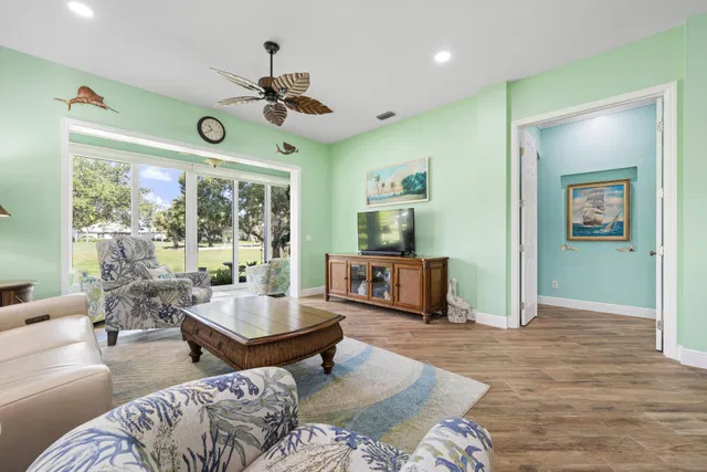 Monarch Country Club Residence photo 26