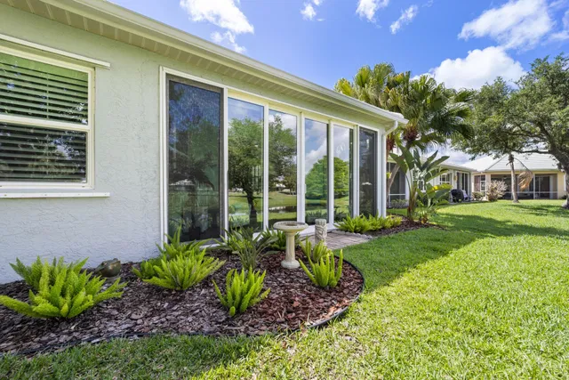 Monarch Country Club Residence photo 51