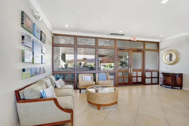 Monarch Country Club Residence photo 61