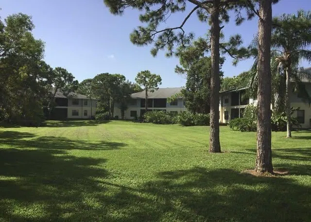 Unit 203 photo 3