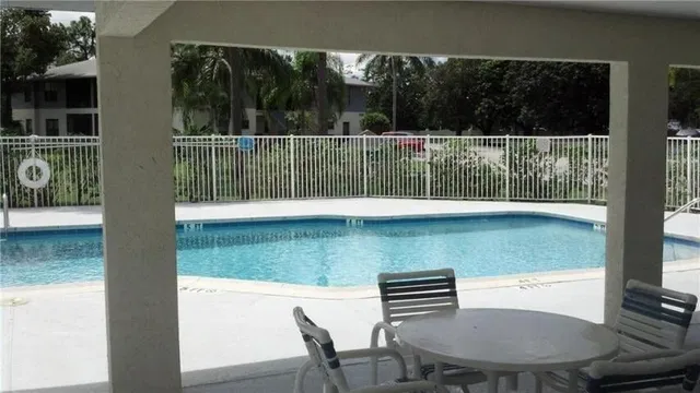 Unit 203 photo 20