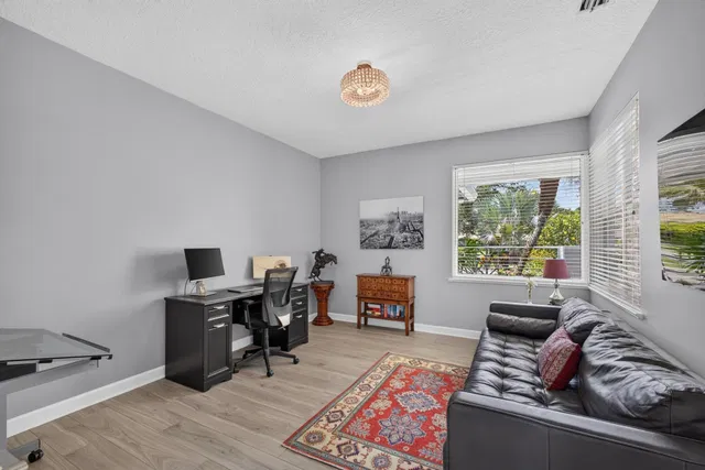 Willoughby Golf Club Residence photo 49