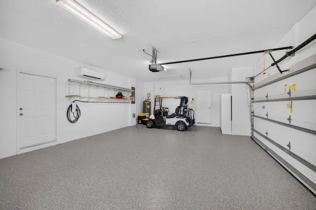 Willoughby Golf Club Residence photo 52
