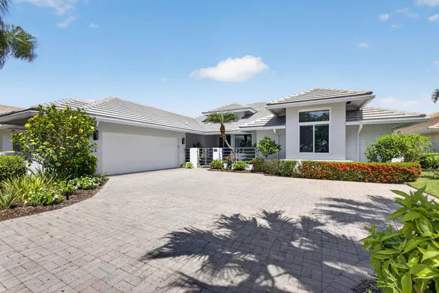 Willoughby Golf Club Residence photo 54