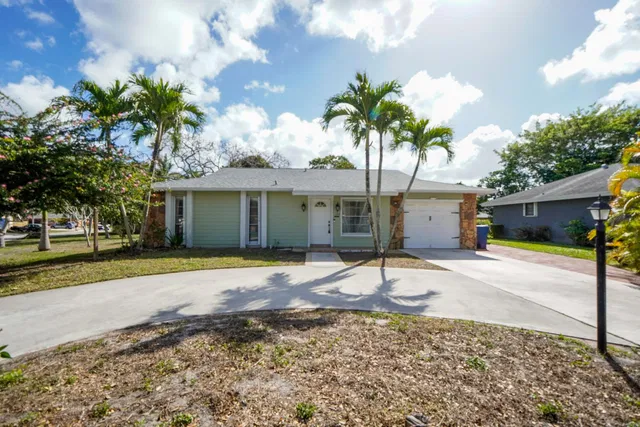  Residence photo 4