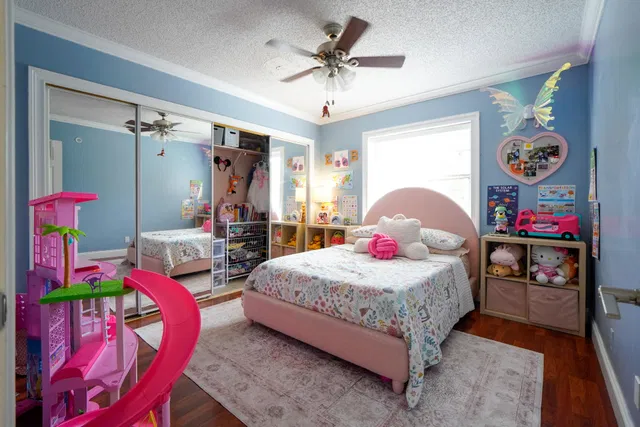  Residence photo 9