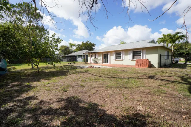  Residence photo 23