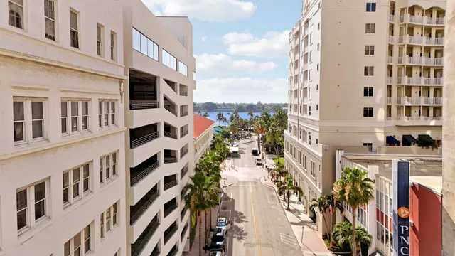 Downtown West Palm Beach Unit 703 photo 28