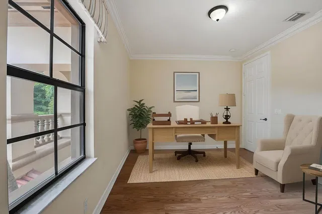  Residence photo 23