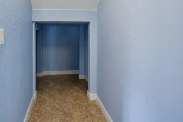  Residence photo 28