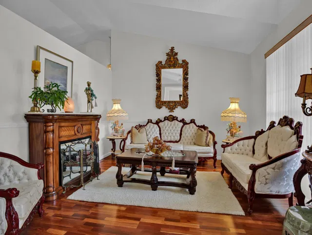 Residence photo 23