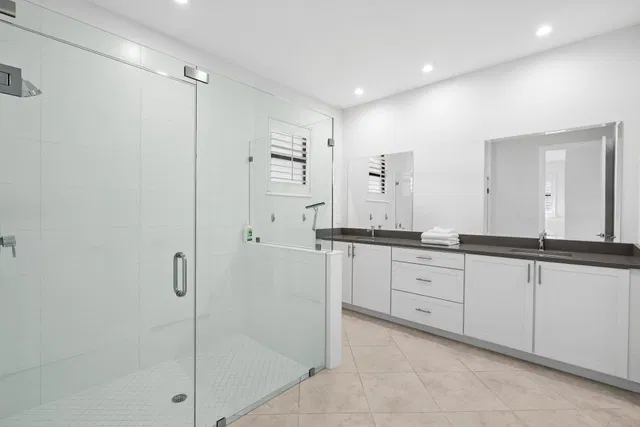 Residence photo 15