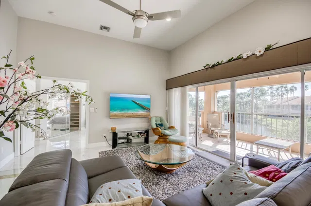 PGA National Palm Beach Gardens Residence photo 9