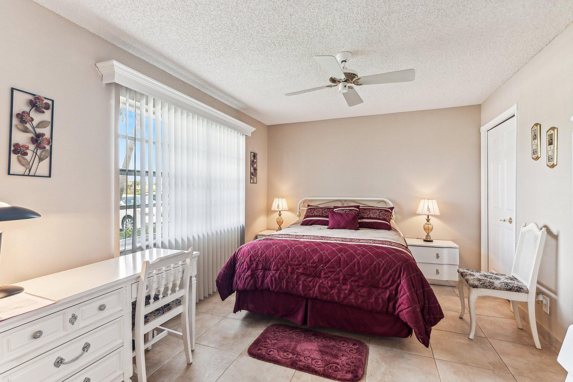 Unit 103 photo 29