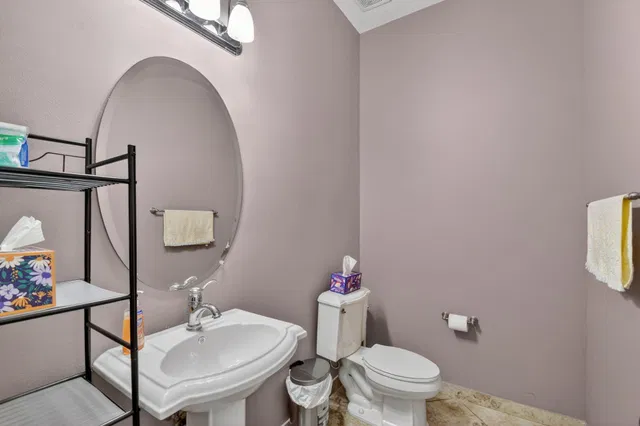 Residence photo 51