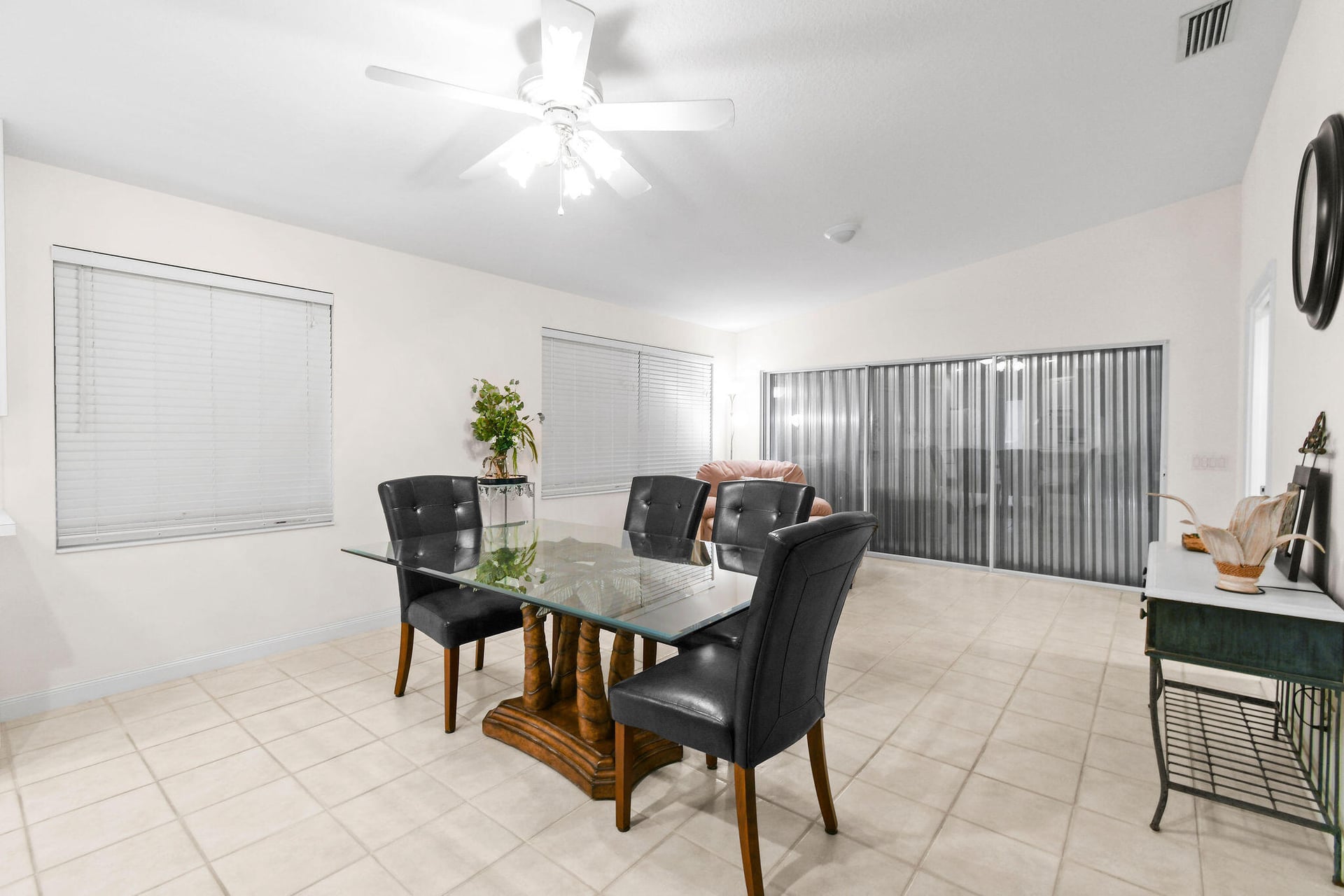  Residence photo 16