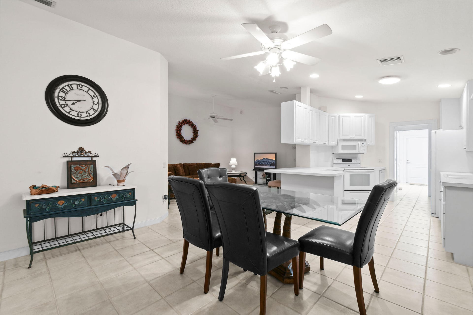  Residence photo 18