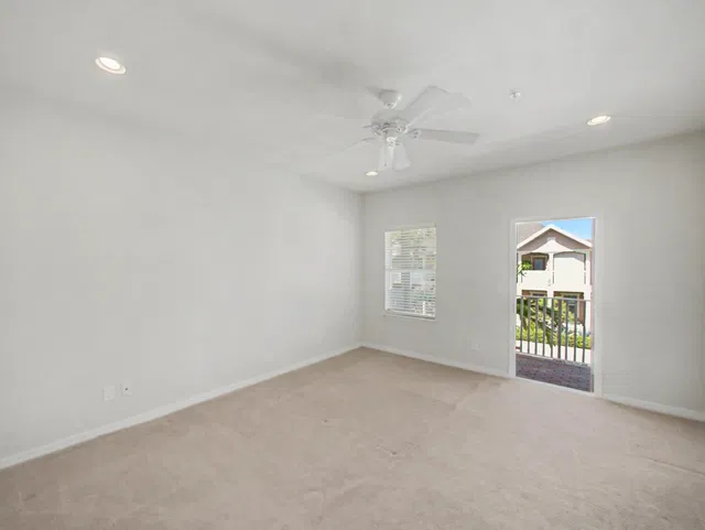 Botanica Unit 107 photo 24