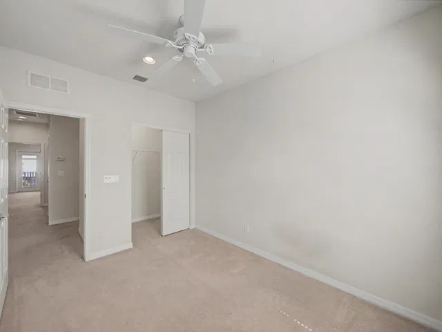 Botanica Unit 107 photo 26