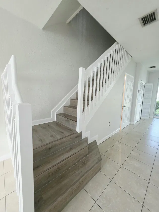  Residence photo 8
