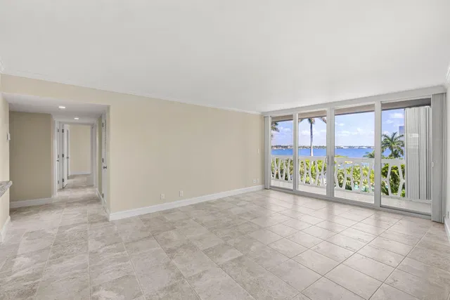 South Palm Beach Unit 515 photo 13