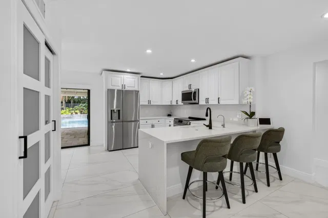 Eastpointe Country Club Residence photo 11
